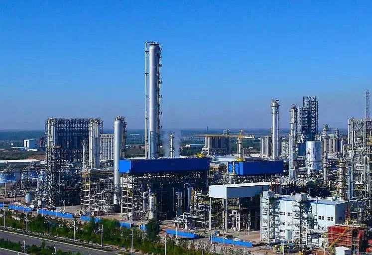 鄂尔多斯市建设“六大基地” 打造世界级煤化工产业