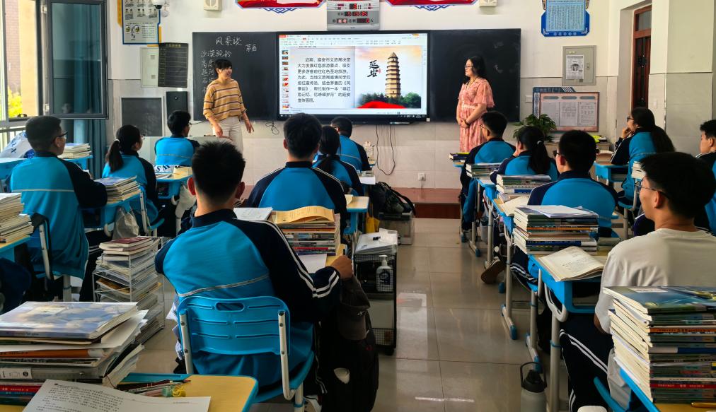 以教育帮扶新模式 激活乌审教育新生态